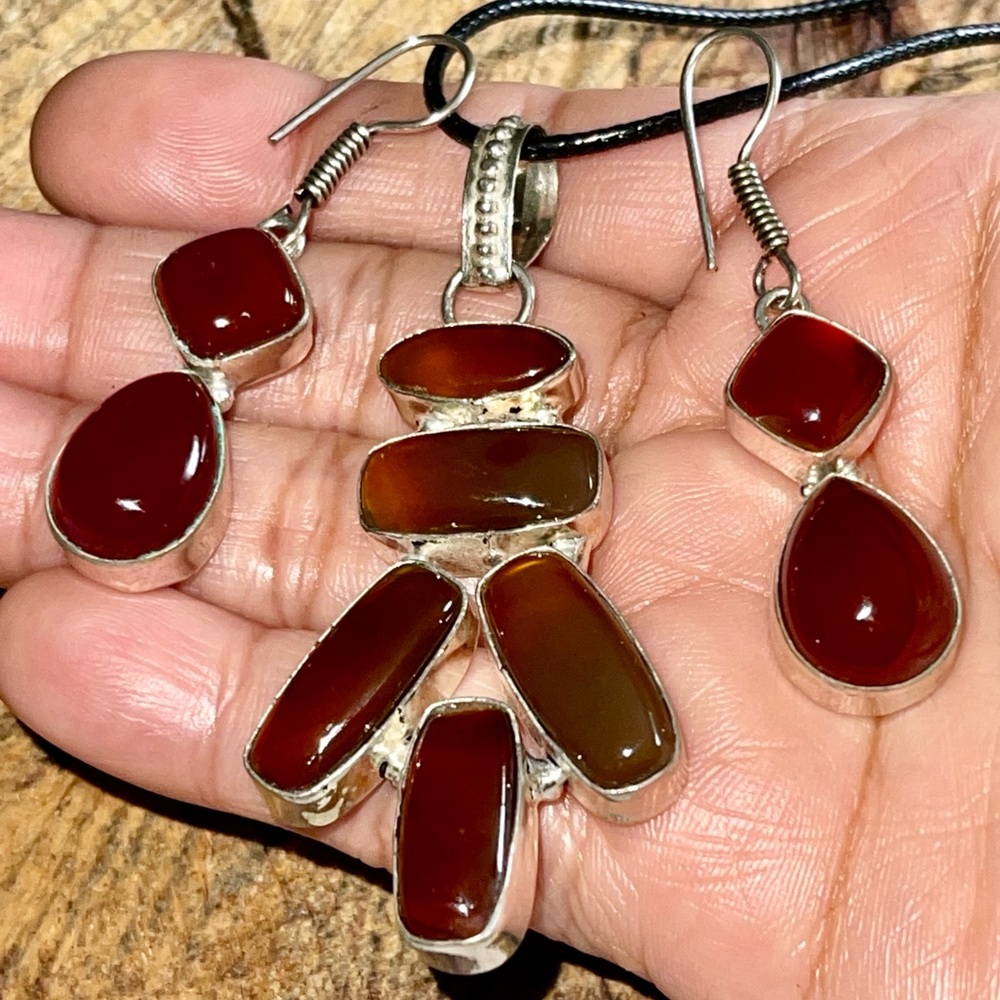 Glass Beads Statement Set Pendant & Earrings
